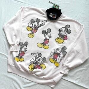 Vintage 90’s Disney Mickey Mouse Sweatshirt - L